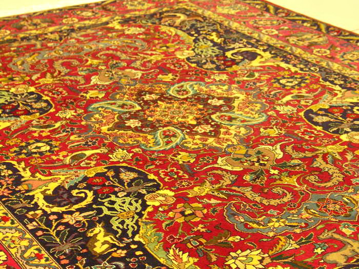 Wilshirerugs.com silk background carpet 